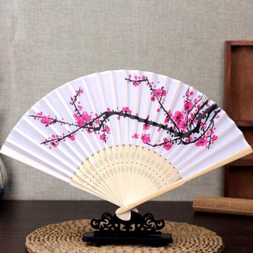 Vintage Bamboo Folding Flower Fan Silk Bamboo Plum Blossom Painting Folding Hand Fans Dance Party Wedding Gift Home Decoration