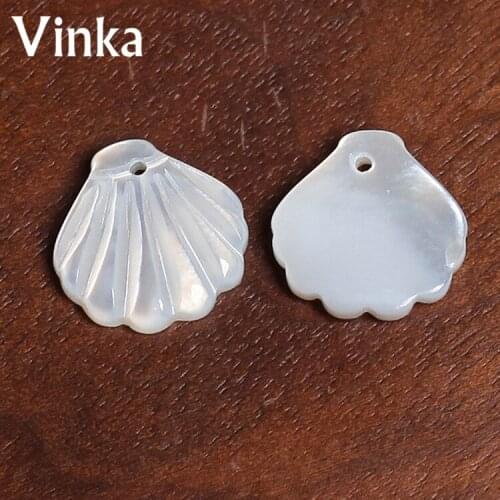 30pcs Natural shell shape mother of pearl shell design pendant drilled shells