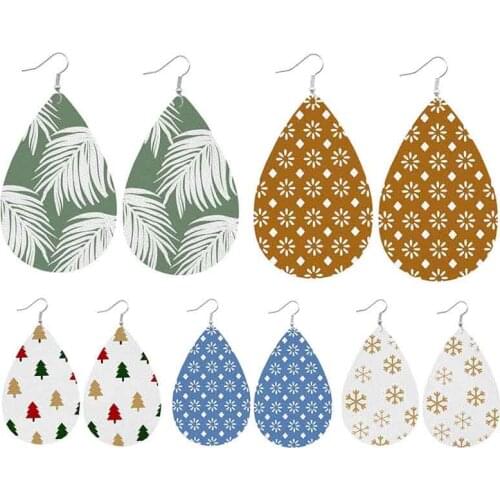 Christmas Tree Leather Earring for Women Lantern Snowflakes Leaf Water Drop Boho Earring Fashion Jewelry Girl Christmas Present
