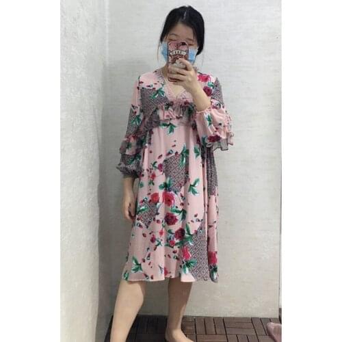 New spring and summer beach style printed V-neck dress rose pattern