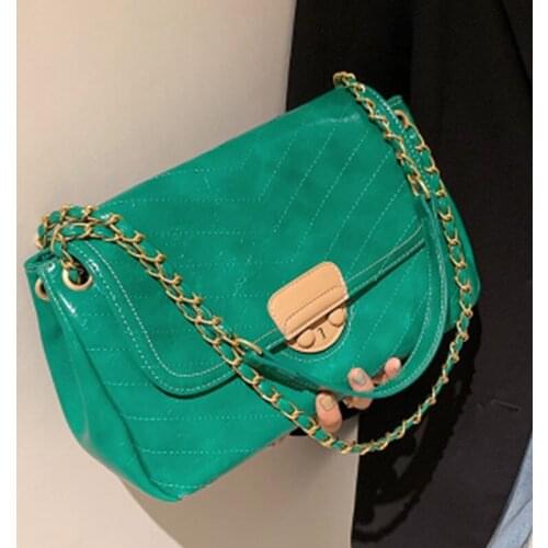 Big Quilted Shoulder Bags for Women Luxury Soft Leather Crossbody Bag Large Capacity Messenger Bag Ladies Chain V-line Handbags