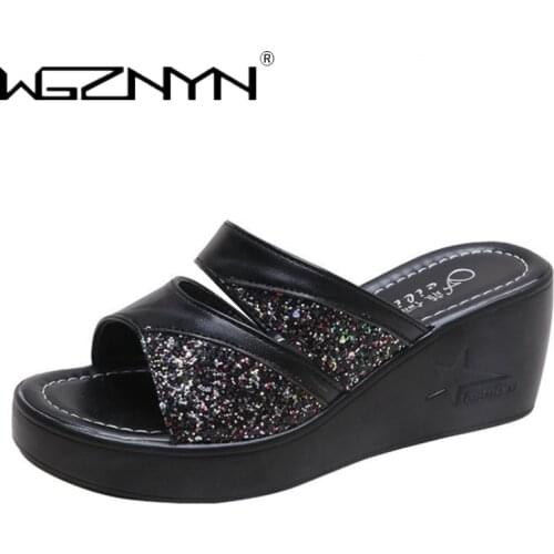 Women Wedge Sequins Slippers Bling Platform Flip Flops Soft Comfortable Casual Shoes Women Beach Sandals Ladies Slipper Women