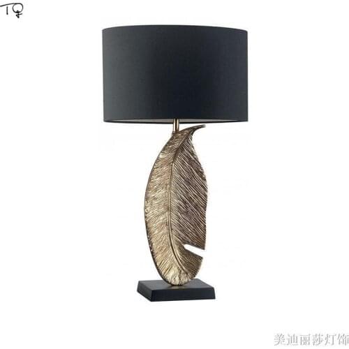 American Modern Fashion Leaf Table Lamp Feather Lamp for Living Room Decor Designer Desk Lights Bedside Bedroom Study