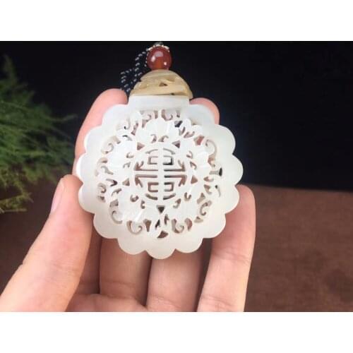 Hetian jade flower opens a rich white jade pendant, the jade is warm and delicate 2716