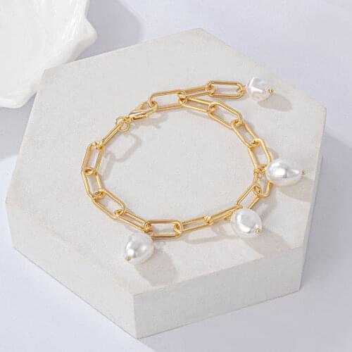 2021 Pearl Gold Color Metal Bracelets For Women Fashion Beaded Charm Bracelets Pearl Pendant Chain Bracelets Women Party Jewelry