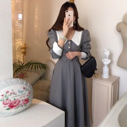New Womens Autumn 2021 New Peter Pan Collar Pearl Buttons Single Breasted Long Sleeve Plaid A Line Slim Dresses With Belt