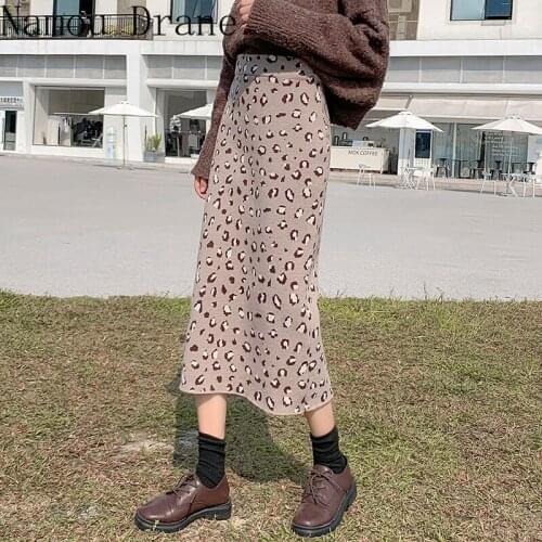Make female leopard grain split skirt in the new winter show thin package hip skirt of tall waist long knitted skirts