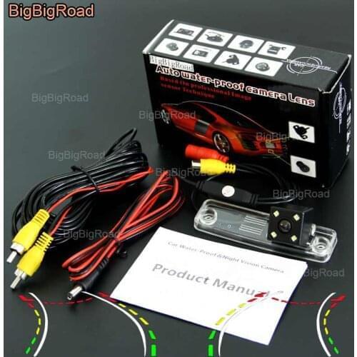 BigBigRoad Car Intelligent Dynamic Backup Track Rear View Camera For Subaru Forester 2008 -2013 / impreza WRX sedan / outback