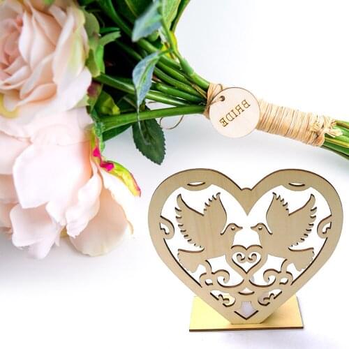 Creative Wedding Supplies LED Heart-shaped Wooden Ornaments MR&MRS Wooden Sign DIY Craft Plaque Wedding Engagement Party