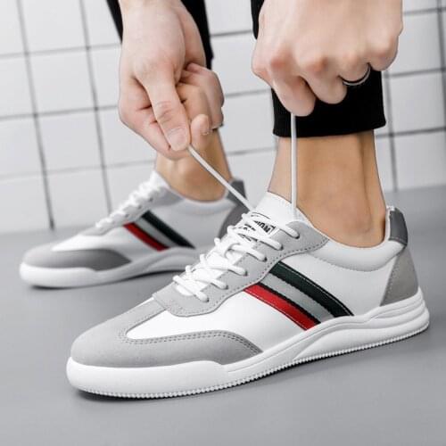 New Fashion Men Leather Casual Shoes Comfortable Striped All Match White Flat Shoes Spring Loafers Man Footwear
