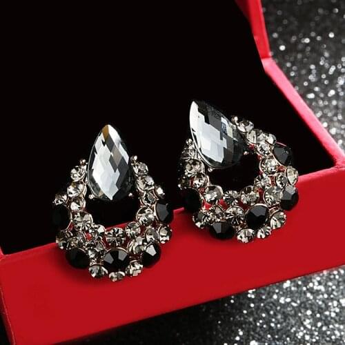 European and American personality elegant simple face thin cold wind women earrings party decorations earrings