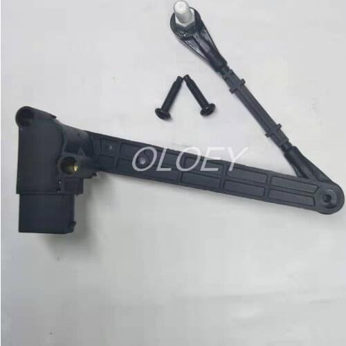 Left rear headlight level sensor body height sensor headlight pole sensor LR020628 LR020157 for Land Rover Discovery 2L322