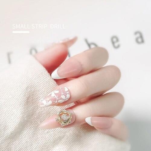 1Pcs 3D Gold Metal Jewelry Nail Charms Cute Bear Beating Heart Diamond Nail Decorations Fashionable Zircon Manicure Accessories