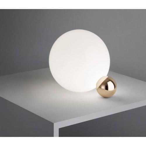 Postmodern Table Lamp Minimalist Nordic Desk Lamp Designer Creative American Style Office Home Bedroom Foyer Hotel