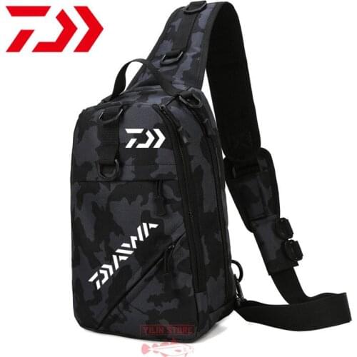 New Daiwa Tactical Camouflage Camera Pack Women Messenger Fishing Bag Men Outdoor Sport Bags Waterproof Nylon Saddle Fishing Bag