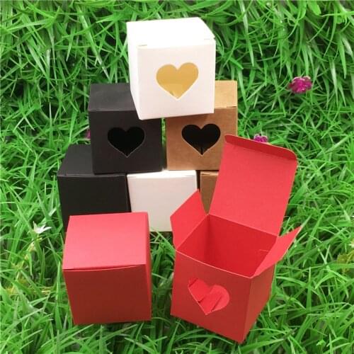 20Pcs/pack Lovely Little Kraft Paper Box With Hollow hHeart bBox Packaging Box for Sugar/Cookie/Red dates/Cherry Small Dry food