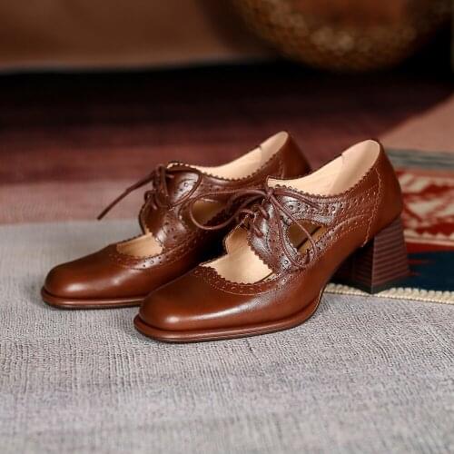 2021 Fashion Spring Summer Women Leather Pumps High Heels Oxford Shoes Round Toes Chunky Heels Designer Shoes Black White Brown