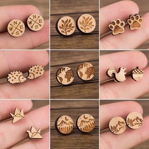 Multiple Style Boho Wooden Earings for Women Jewelry Small Paw Tree Mountain Compass Earrings Stud Piercing Jewelry Accessory