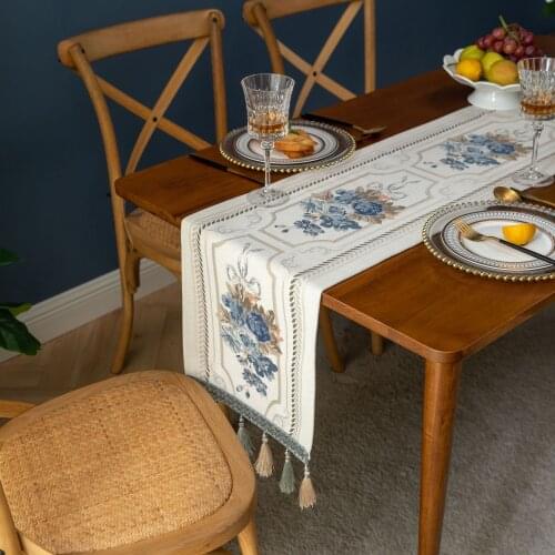 Table Runner European-style Coffee Table Bed Flag TV Cabinet for Dining Table Wedding Party Christmas Table Decoration runner