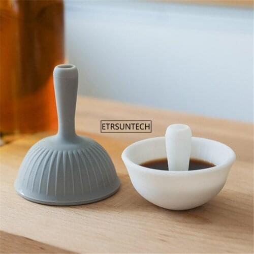 100pcs Kitchen Tool DIY Food-Grade Bowl Silicone Funnel Household Liquid Dispensing Mini Funnel