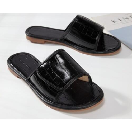 Luxury 2021 Summer Sandals Women Comfortable Woman Slippers Sandals Home Outdoor Women Flats Casual Women Designer Shoes