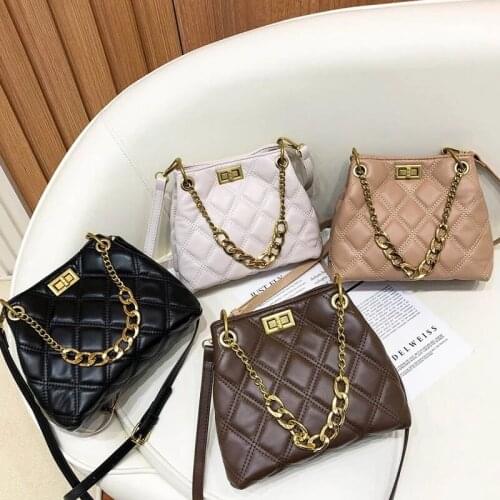 Women s handbag pu handbag black 1 piece accessories hardware lock fastener wholesale quilted handbags with chains