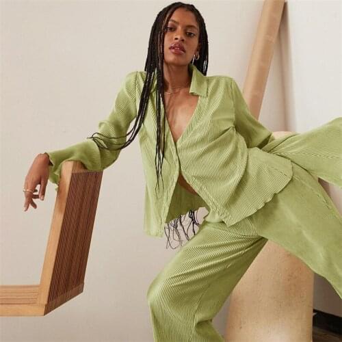 Vintage Green Pleated Shirts Fashion 2021 Spring Pajama Sets Women Clothing Blouse V-Neck Tops Ladies Loose Shirts Flare Sleeve