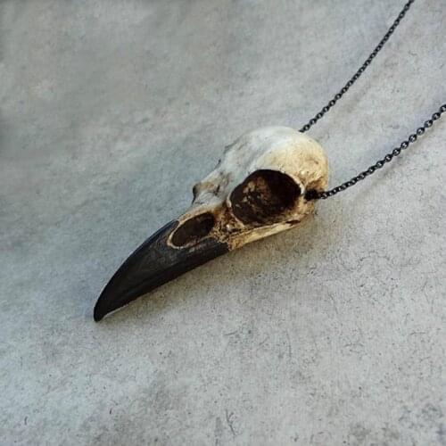 3D Raven Bird Skull Necklace Resin Handmade Crow, Goth Bird Gothic Gift,Punk Skull Jewelry Replica Magpie Crow Skeleton Necklace