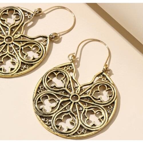 50%HOTVintage Women Circle Hollow Out Floral Engraved Piercing Earrings Party Jewelry