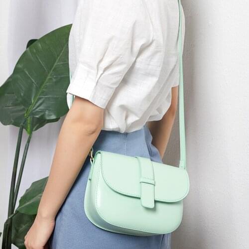 Womens Bags New 2021 Half Round Saddle Bag Korean Version Simple Womens Small Fresh One Shoulder Bag
