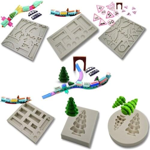 DIY Cartoon Train Cake Decorating Mold Food Grade Silicone Fondant Mold 3D Chocolate Candy Mold Multi Model Kitchen Tools