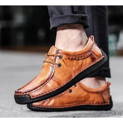 Famous Designer New Men Simple Leather Shoes British Style Comfortable Thick Soled Breathable Casual Shoes Male motorcycle boots
