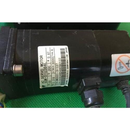SGM-01U3B4L 200V 100W USED one , Servo Motor , Good Working