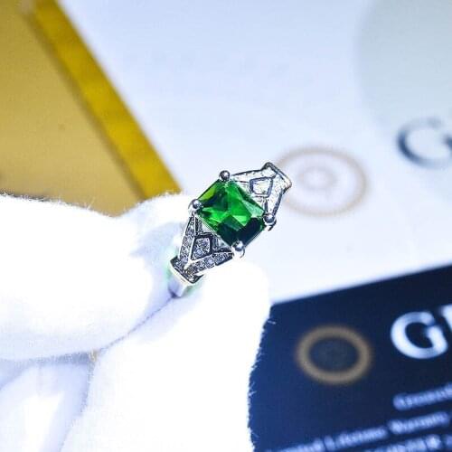 Dainty Square Rings Claw Inlay Green Zircon Geometric Pattern High Grade Jewelry For Women Wedding Engagement Charm Accessories