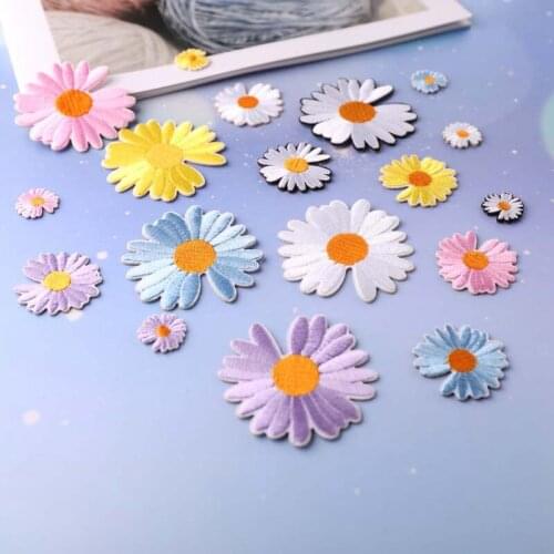18pcs/Pack Colorful Petals Embroidery Patch Fabric Sticker For DIY T-Shirt Clothing Bags Decoration Repairing Adhesive Label
