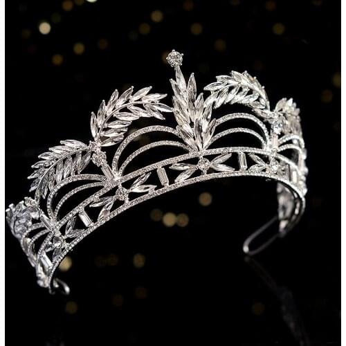 Luxurious Crystal Crown Beautiful Bridal Tiara Alloy Rhinestone Shining Queen Wedding Accessories