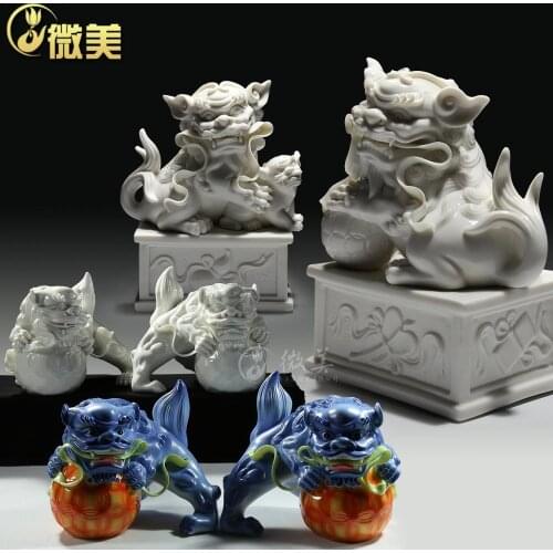 Dehua ceramic lion home decoration feng shui ornaments jewelry crafts Home Furnishing Home Furnishing