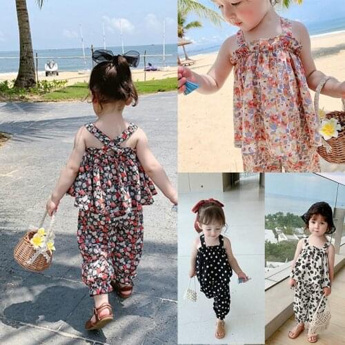 Summer New Girls Suit Flower Top Shirt with Narrow Straps +Nine points trousers Suit toddler girl clothing set