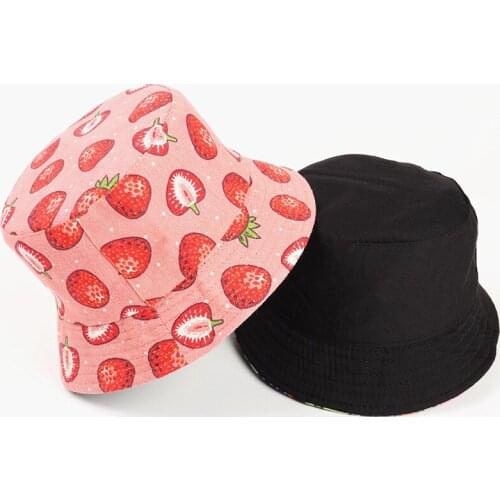 2021 Spring Women Bucket Fishing Hats Sunscreen Sun Cap Strawberry Print Fruit Pattern Double-sided Wear Lady Fisherman Hat
