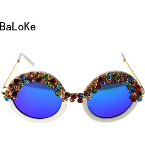 Baroque Crystal Sunglasses Women Brand Designer Plastic & Metal Sunglasses Glasses Lenses Outdoor Eyewear Glasses Excellent