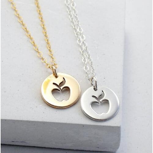 Cute small round Apple Necklace Simple Funny Outline Fruit Teacher Circle Disc Necklaces for Party Gifts charm pendant jewelry