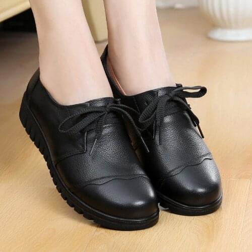 Women shoes spring 2021 New style womens moccasin shoes genuine leather solid shallow casual shoes size 35-41