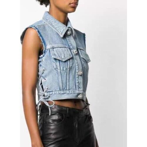 iMucci Women's Vests