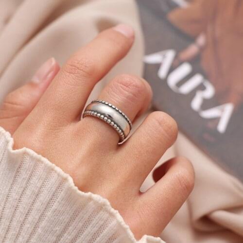 UMKA Retro Sliver Color Rings Hollow Out Pattern Design Finger Rings Adjustable Size Jewelry