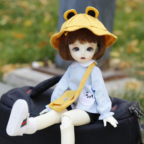 Doll Accessories 4pcs=Shirt+short pant+Hat+ bag 1/6 YOSD SD BJD Doll Lovely Kindergarten Uniform BJD Doll Clothes