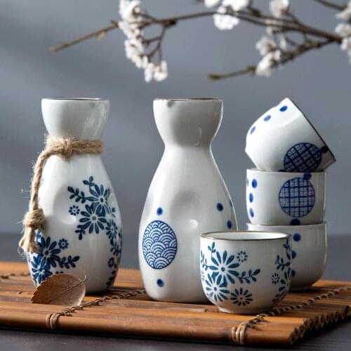 2PCS Ceramic Wine Set Japanese Style Sake Pot Bottle Liquor Spirits Pot Cups Hemp Rope Decor Retro Wine Bottles Wedding Party