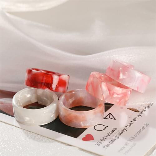 Aesthetic Hyperbole Simple Thick Pink Gradient Colorful Transparent Resin Acrylic Rings Set for Women Girl Funky Ring Jewelry