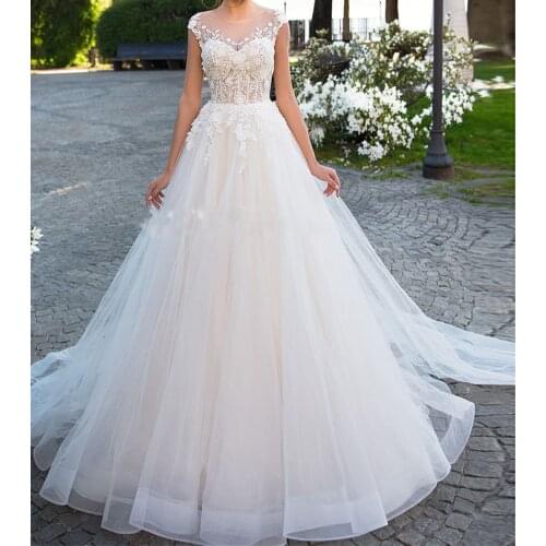Scoop neckline with cap sleeve A line wedding dress long with court train white lace applique formal bridal gown