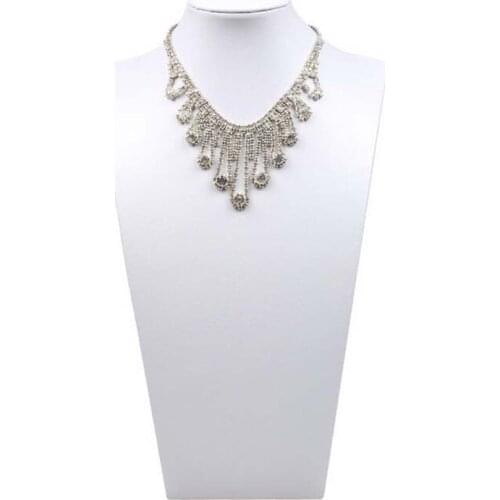 High Level In Stock White PU Leather Jewelry Display Necklace Bust Pendants Stand Choker Holder Jewellery Show 3 Options Model