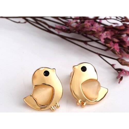 Muylinda Cute Birds Small Stud Earrings Fashion Gold Tone Metal Earring Jewelry For Women